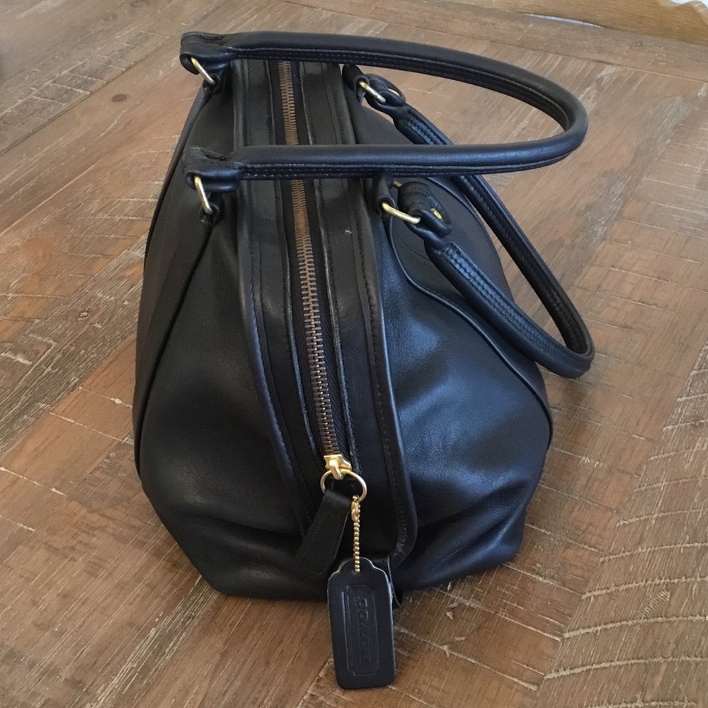 Vintage Coach Bag Soft Satchel Black Leather Doctors Bag with Gold Hardware - Picture 6 of 12
